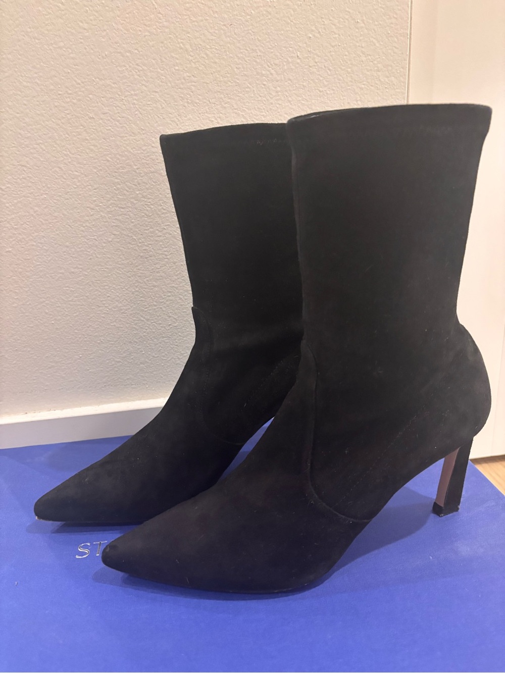 Stuart Weitzman Black Suede Pointed-Toe Mid-Calf Heeled Boots
